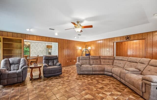 19300 N Fm 81, Hobson, TX 78117 — photo 13