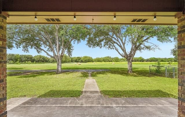 19300 N Fm 81, Hobson, TX 78117 — photo 6