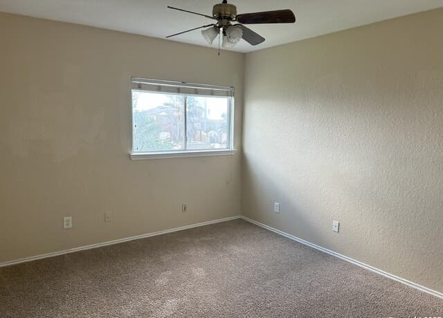 2126  Hollow Circle, San Antonio, TX 78227 — photo 14