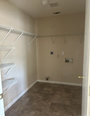 2126  Hollow Circle, San Antonio, TX 78227 — photo 8