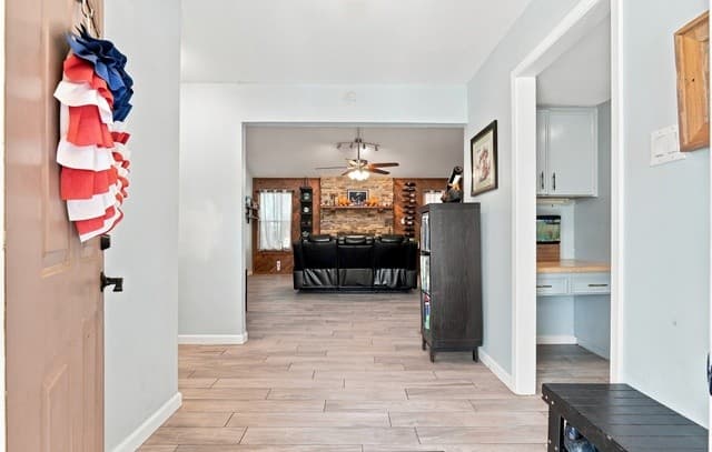 410  Susie Dr, Canyon Lake, TX 78133 — photo 2