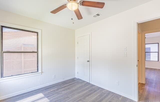 131  Harald, San Antonio, TX 78214 — photo 15
