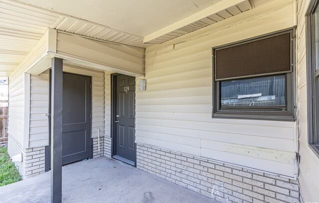 131  Harald, San Antonio, TX 78214 — photo 25