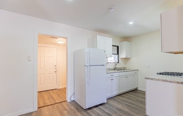 131  Harald, San Antonio, TX 78214 — photo 9
