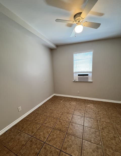 319  Harding Pl Unit 2, San Antonio, TX 78203 — photo 16