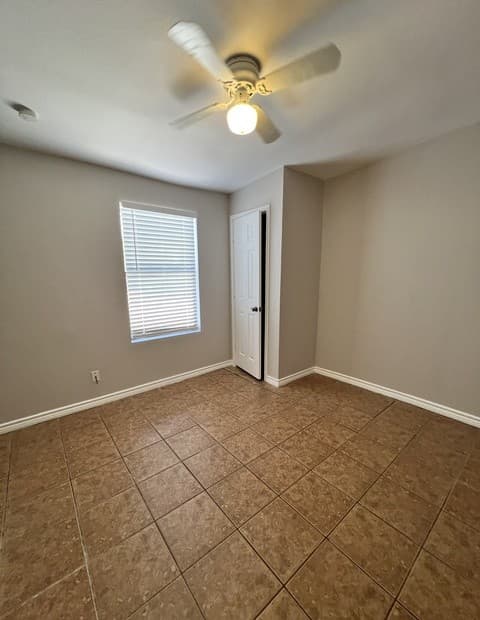 319  Harding Pl Unit 2, San Antonio, TX 78203 — photo 18
