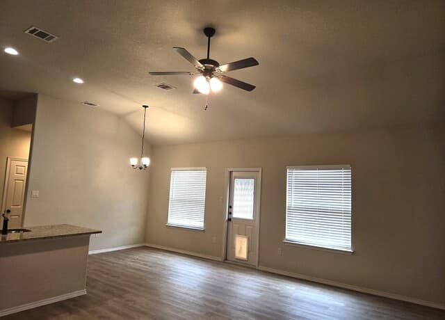 217  Kaspar Way, New Braunfels, TX 78130 — photo 4