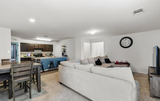 4215  Toledo Mist, San Antonio, TX 78222 — photo 5