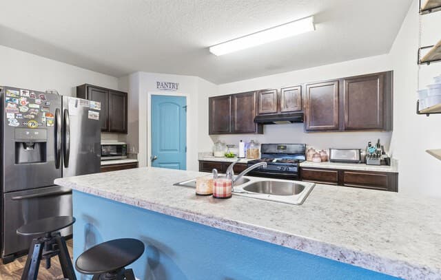 4215  Toledo Mist, San Antonio, TX 78222 — photo 7
