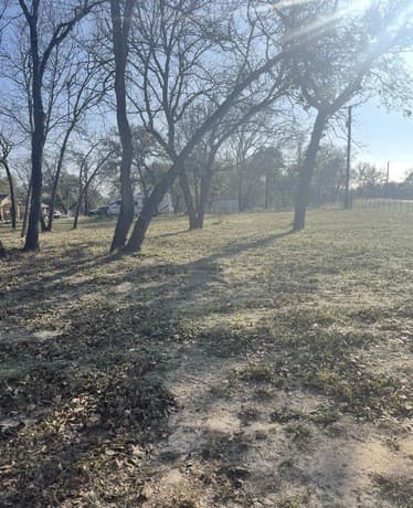 1075  Clear Lake Loop
