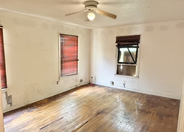 219  Lyric St, San Antonio, TX 78223 — photo 5