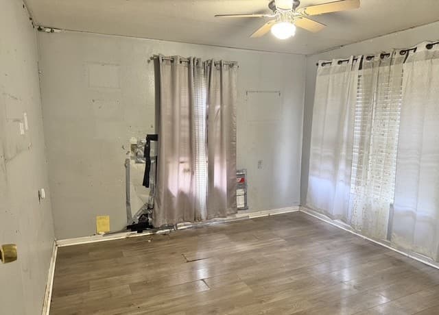 219  Lyric St, San Antonio, TX 78223 — photo 6