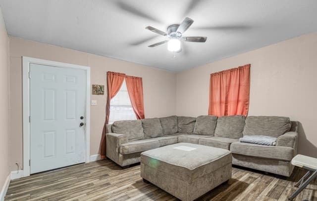 210  Tedder St, San Antonio, TX 78211 — photo 18