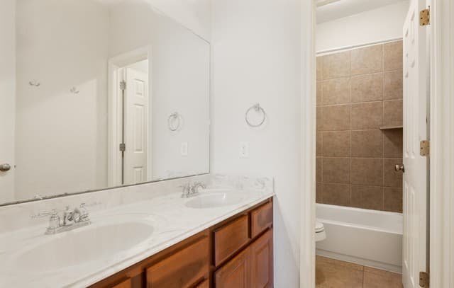1262  Morning Glory Ln, Adkins, TX 78101 — photo 11