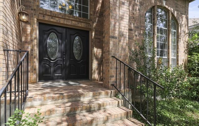 4114  Luckenbach Rd, San Antonio, TX 78251 — photo 3