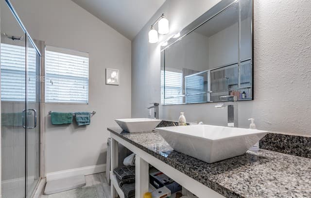 721  Elmwood Dr, San Antonio, TX 78212 — photo 16