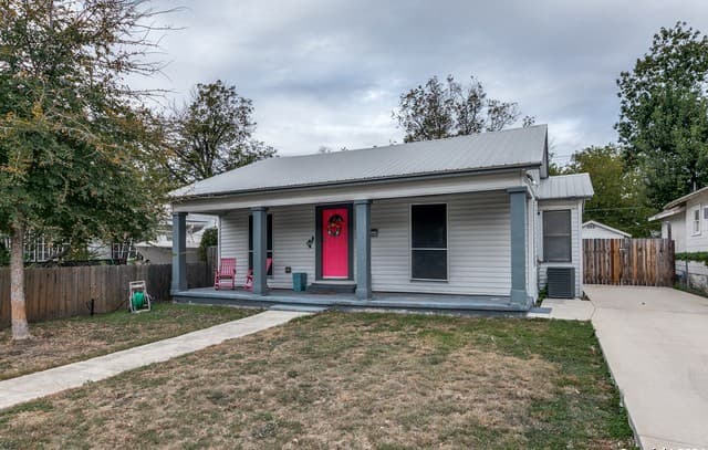 721  Elmwood Dr, San Antonio, TX 78212 — photo 2