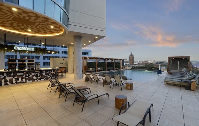 123  Lexington Ave Unit 1308, San Antonio, TX 78205 — photo 2