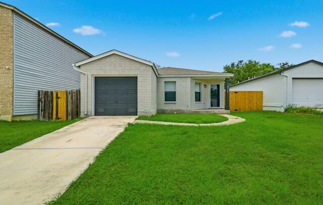 3718 Candlebluff Dr, San Antonio, TX 78244 — photo 2