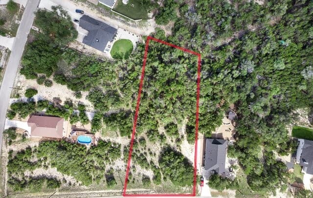 129  Magnolia, Canyon Lake, TX 78133 — photo 3