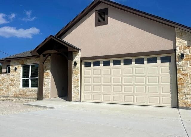 107  Asa Harold, Blanco, TX 78606 — photo 2