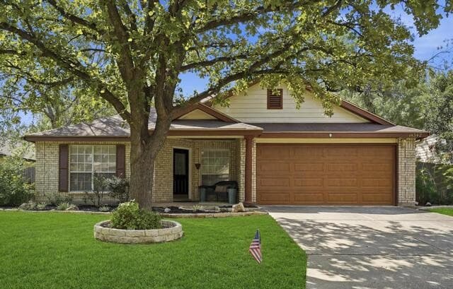 14342 Markham Ln