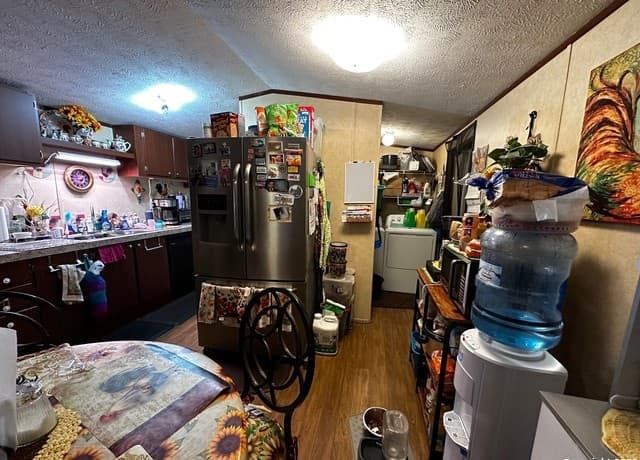3911  Anaqua Dr, Elmendorf, TX 78112 — photo 6