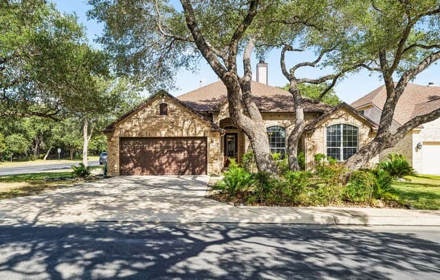 25003 Woodmont