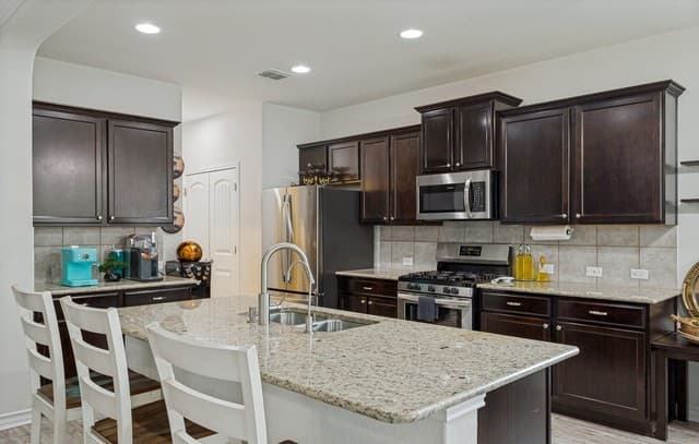 8707  Riddles Peak, San Antonio, TX 78254 — photo 7