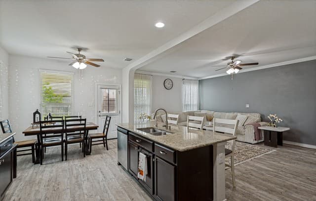 8707  Riddles Peak, San Antonio, TX 78254 — photo 9