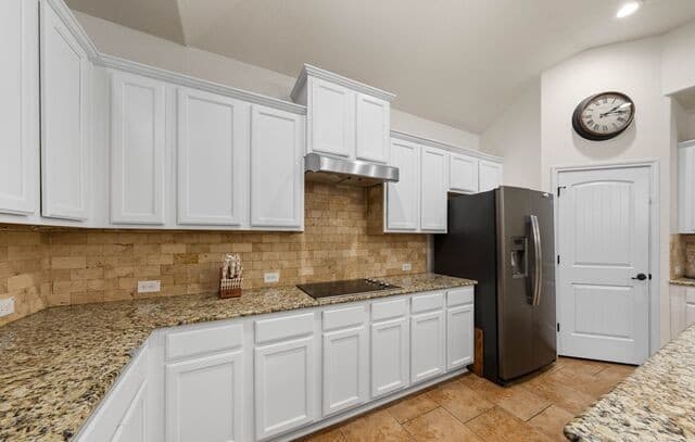 121  Fairway Dr, Floresville, TX 78114 — photo 21