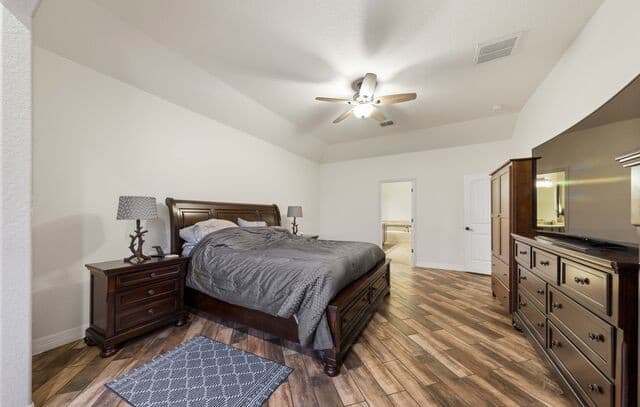 121  Fairway Dr, Floresville, TX 78114 — photo 25