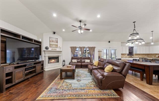 121  Fairway Dr, Floresville, TX 78114 — photo 7