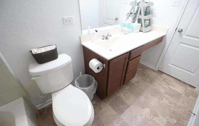 1407  Blue Jay Ct, San Antonio, TX 78245 — photo 10