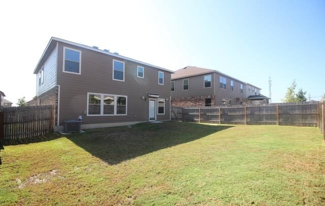 1407  Blue Jay Ct, San Antonio, TX 78245 — photo 24