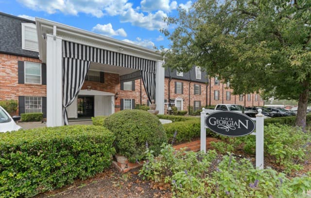 8401 N New Braunfels Avenue Unit 240