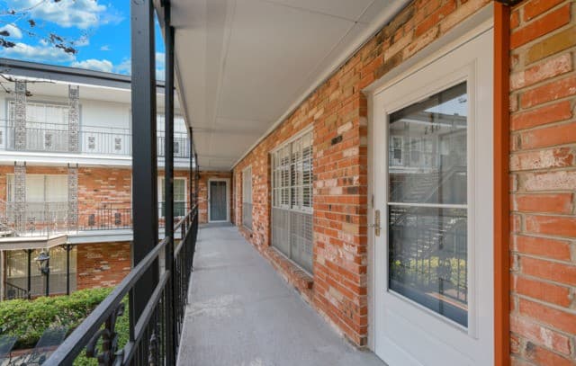 8401 N New Braunfels Avenue Unit 240, San Antonio, TX 78209 — photo 5