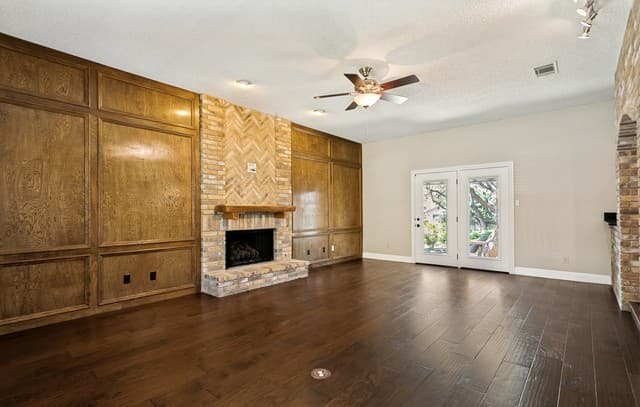 3715  Castle Crest St, San Antonio, TX 78230 — photo 7
