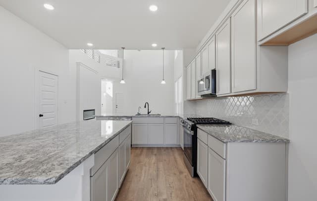 9421  Mattock, San Antonio, TX 78254 — photo 7
