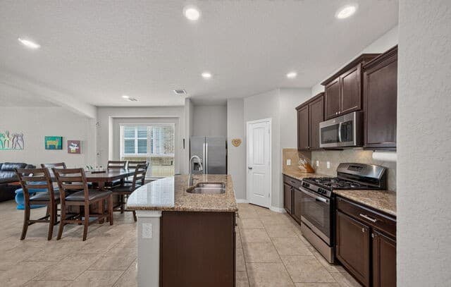 6051  Akin Song, San Antonio, TX 78261 — photo 11
