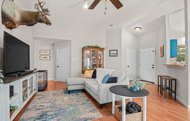 7900 Forest Xing, Live Oak, TX 78233 — photo 10