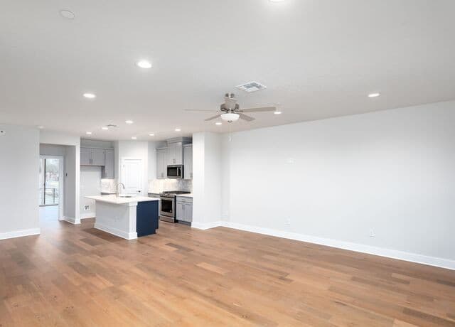 413  Mcmillan Pl, San Antonio, TX 78210 — photo 13