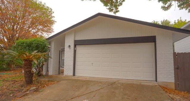 1306  S Ellison Dr