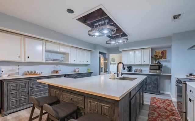 3223  Old Blue Ridge St, San Antonio, TX 78230 — photo 14