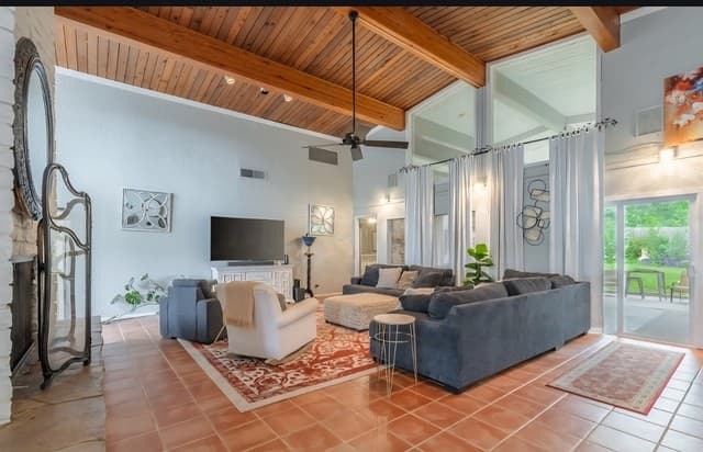 3223  Old Blue Ridge St, San Antonio, TX 78230 — photo 6