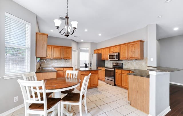 20703  Wild Springs Dr, San Antonio, TX 78258 — photo 9