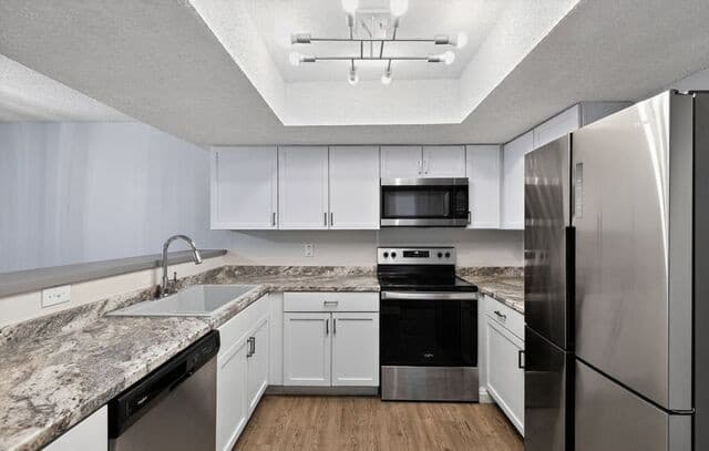 7203/7205  Timbercreek, San Antonio, TX 78227 — photo 3