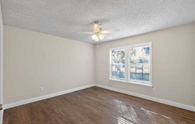 7203/7205  Timbercreek, San Antonio, TX 78227 — photo 8