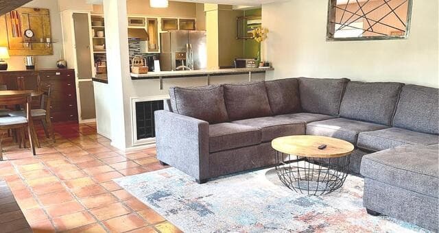 8915  Datapoint Dr Unit 44B, San Antonio, TX 78229 — photo 10