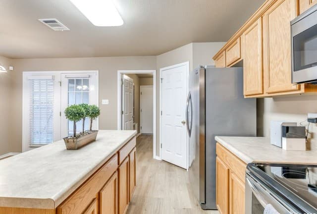 10915  Toscana Isle, San Antonio, TX 78249 — photo 3